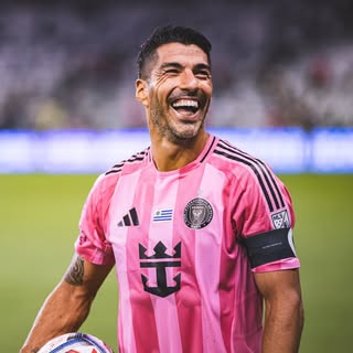 @luissuarez9
