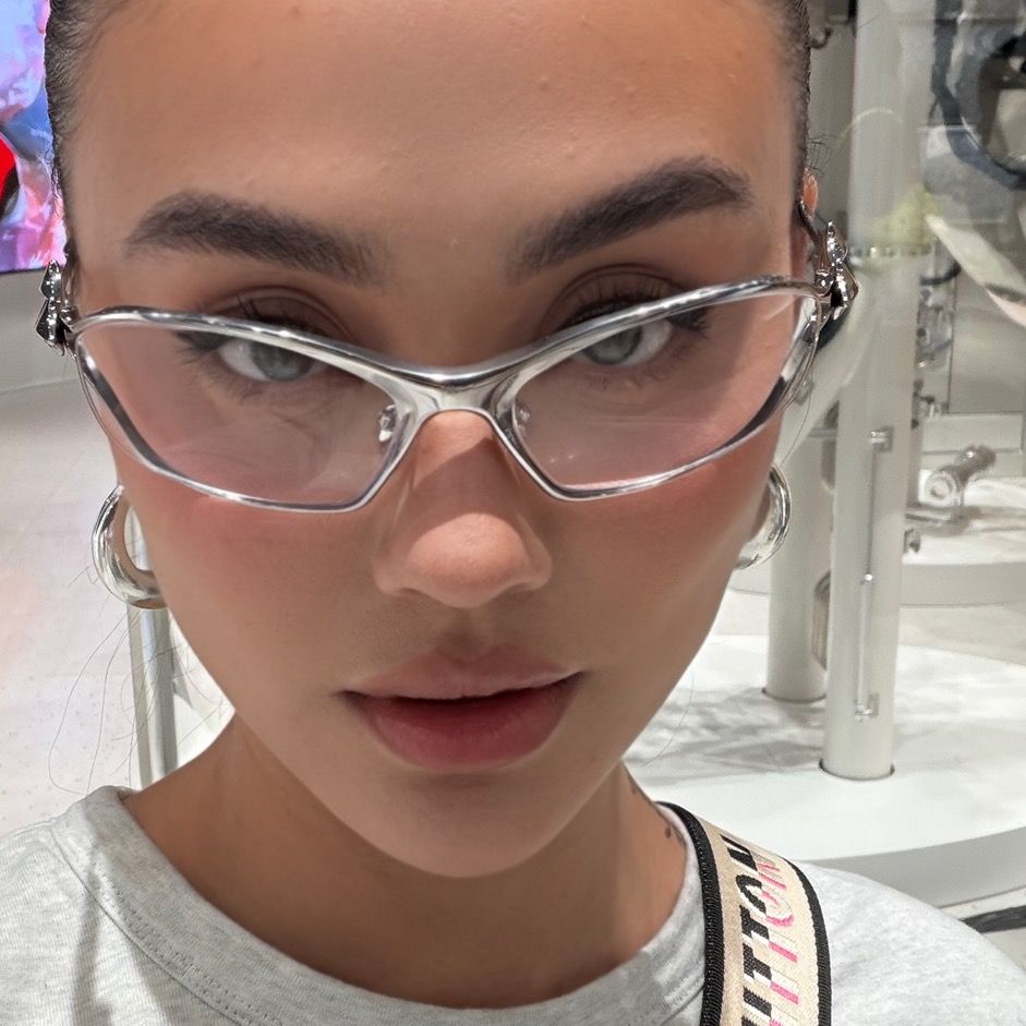 @agnezmo