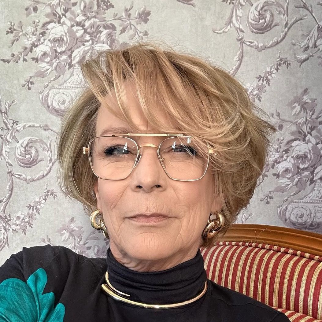 @jamieleecurtis